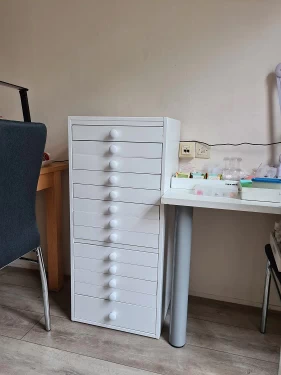 Ladekast met 13 lades